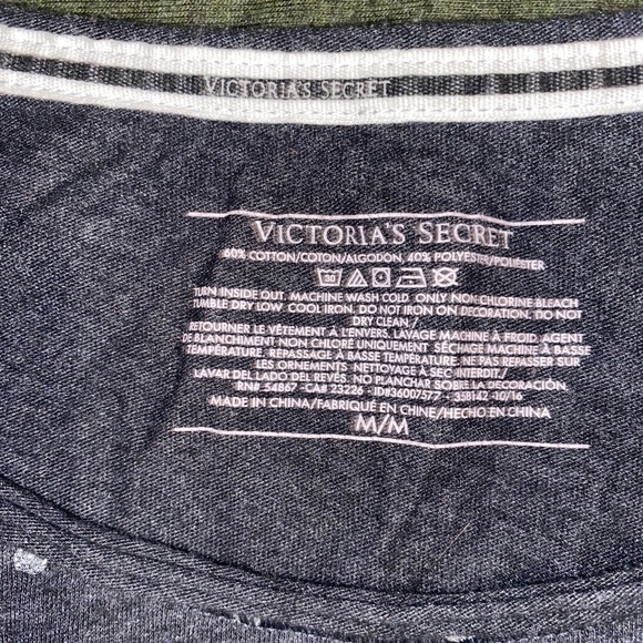 Victoria’s Secret night gown. Size Medium - Picture 2 of 2